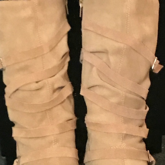 Gorgeous Tan Suede Boots Leather Size 10 was - Picture 3 of 8